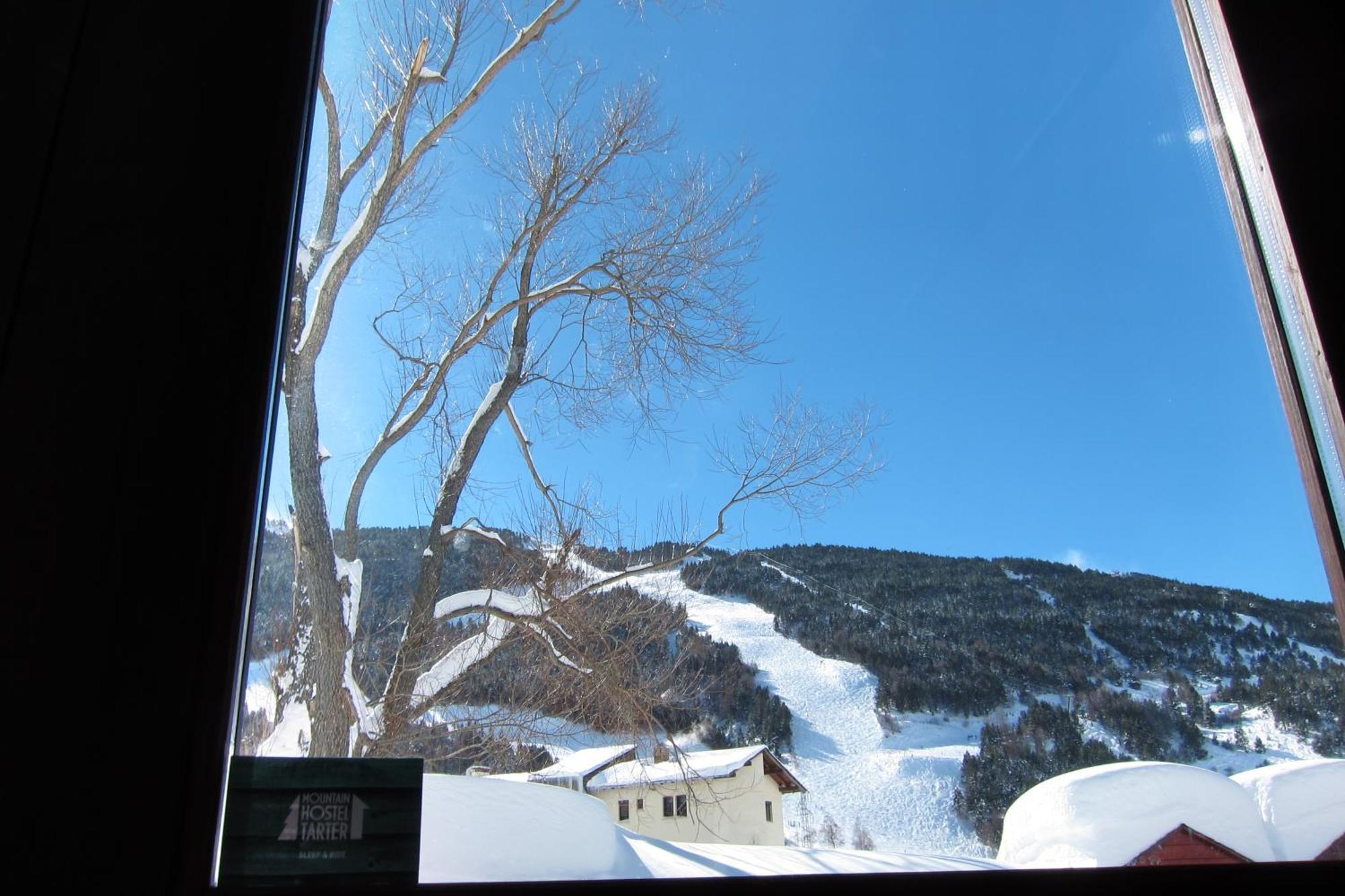 Mountain Hostel Tarter Buitenkant foto