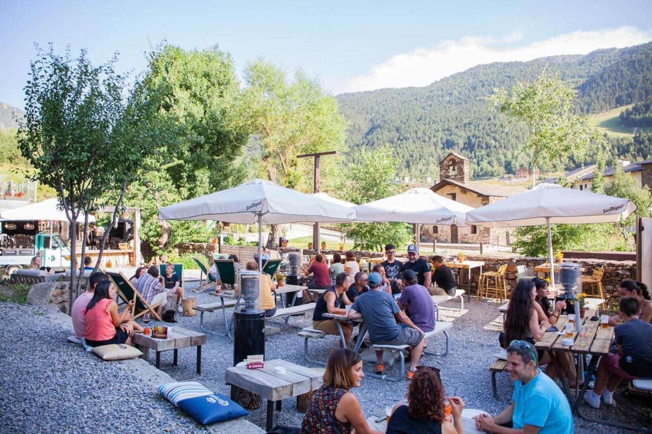 Mountain Hostel Tarter Buitenkant foto
