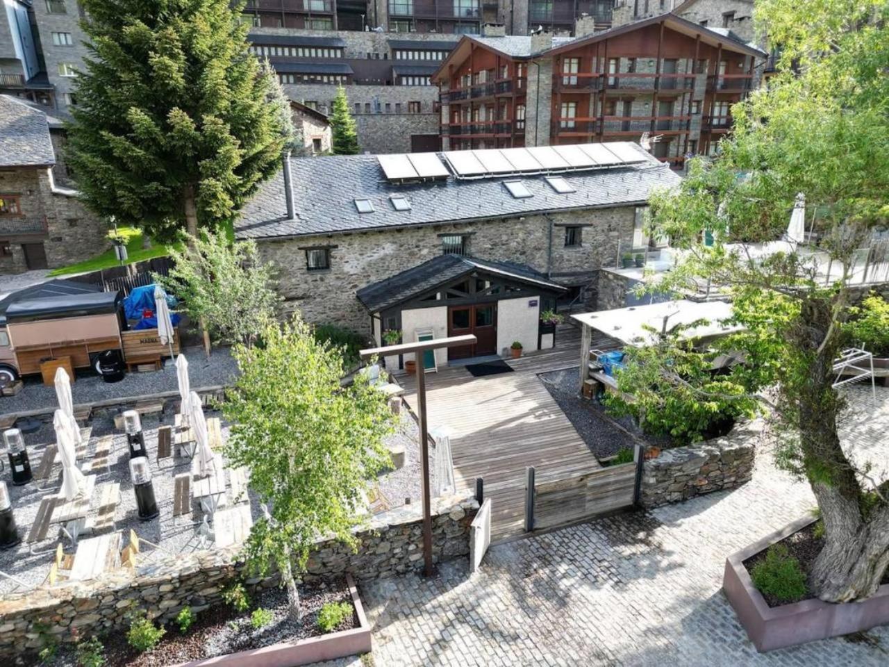Mountain Hostel Tarter Buitenkant foto