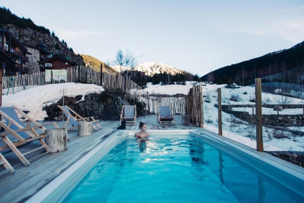 Mountain Hostel Tarter Buitenkant foto