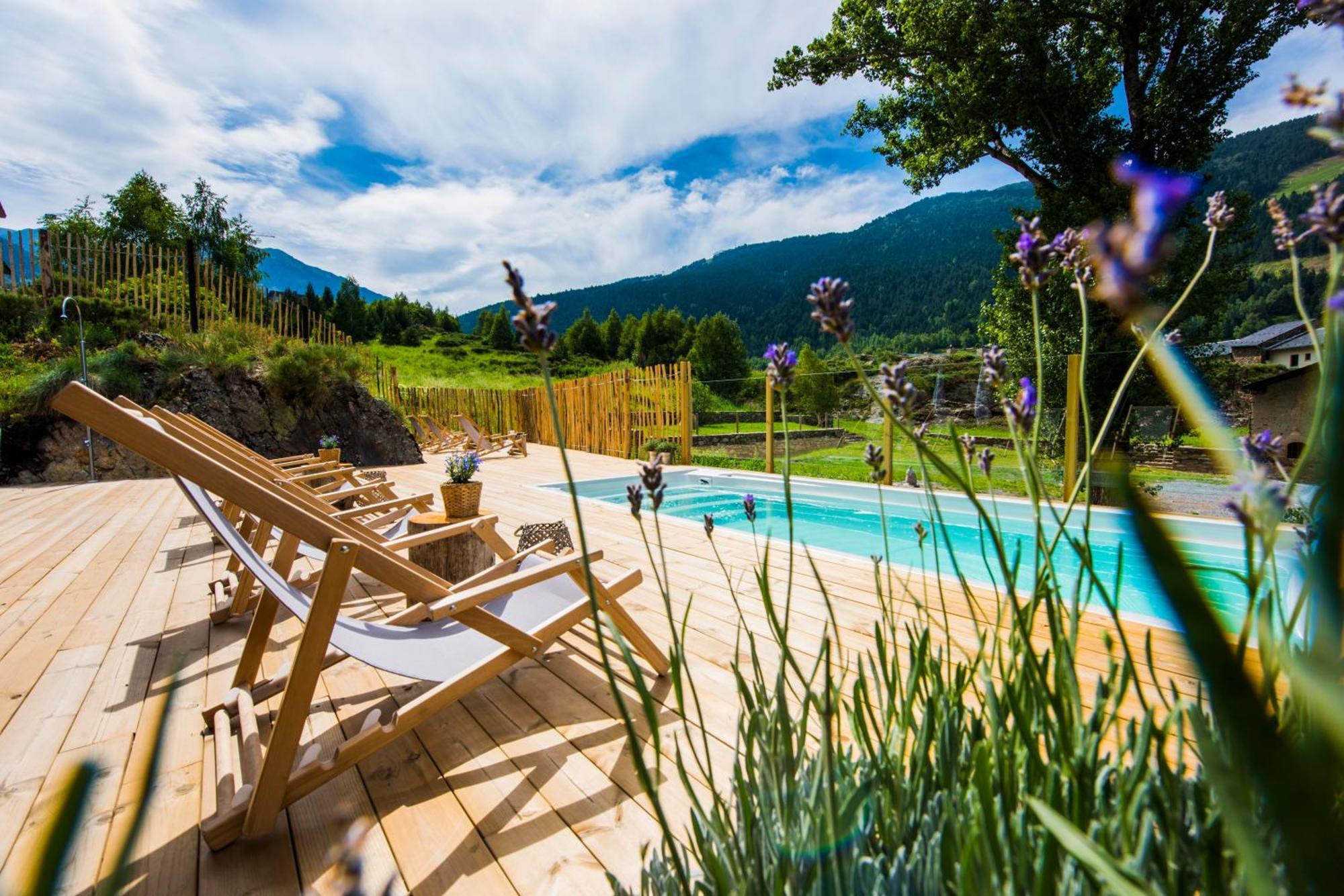 Mountain Hostel Tarter Buitenkant foto
